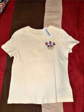 Old Navy Baby 3T Graphic Tee